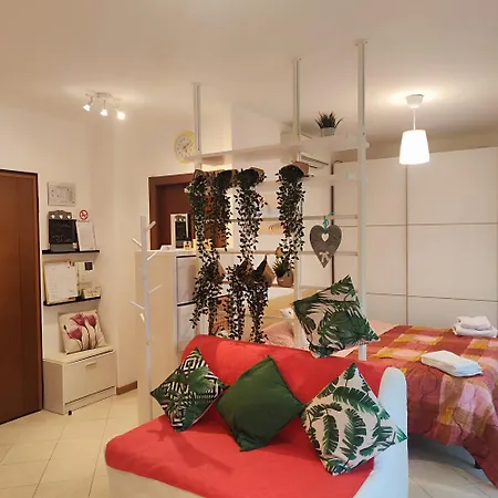 A Casa Di Chiara Alojamento de Acomodação e Pequeno-almoço Roma